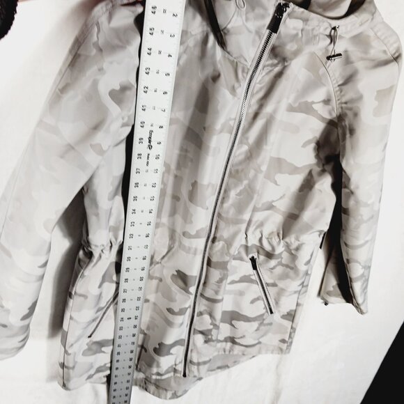 Chico's NWT Rain/Weather Jacket, Beige/Gray/Multi Camo, Size 1 U.S. 8/10 - Picture 12 of 16
